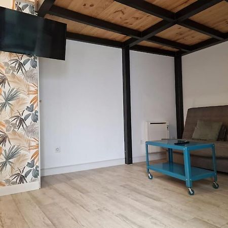 Mediodia Chica Apartamento Tipo Loft En La Latina Apartment Madrid Exterior photo